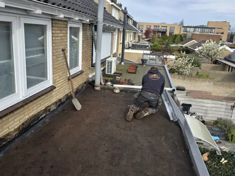 Renovatie daken van 12 woningen in Zeewolde
