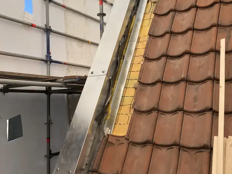 Dakrenovatie in Uitgeest: 40 m2 bitumen dakbedekking